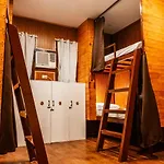 Frendz Hostel Boracay